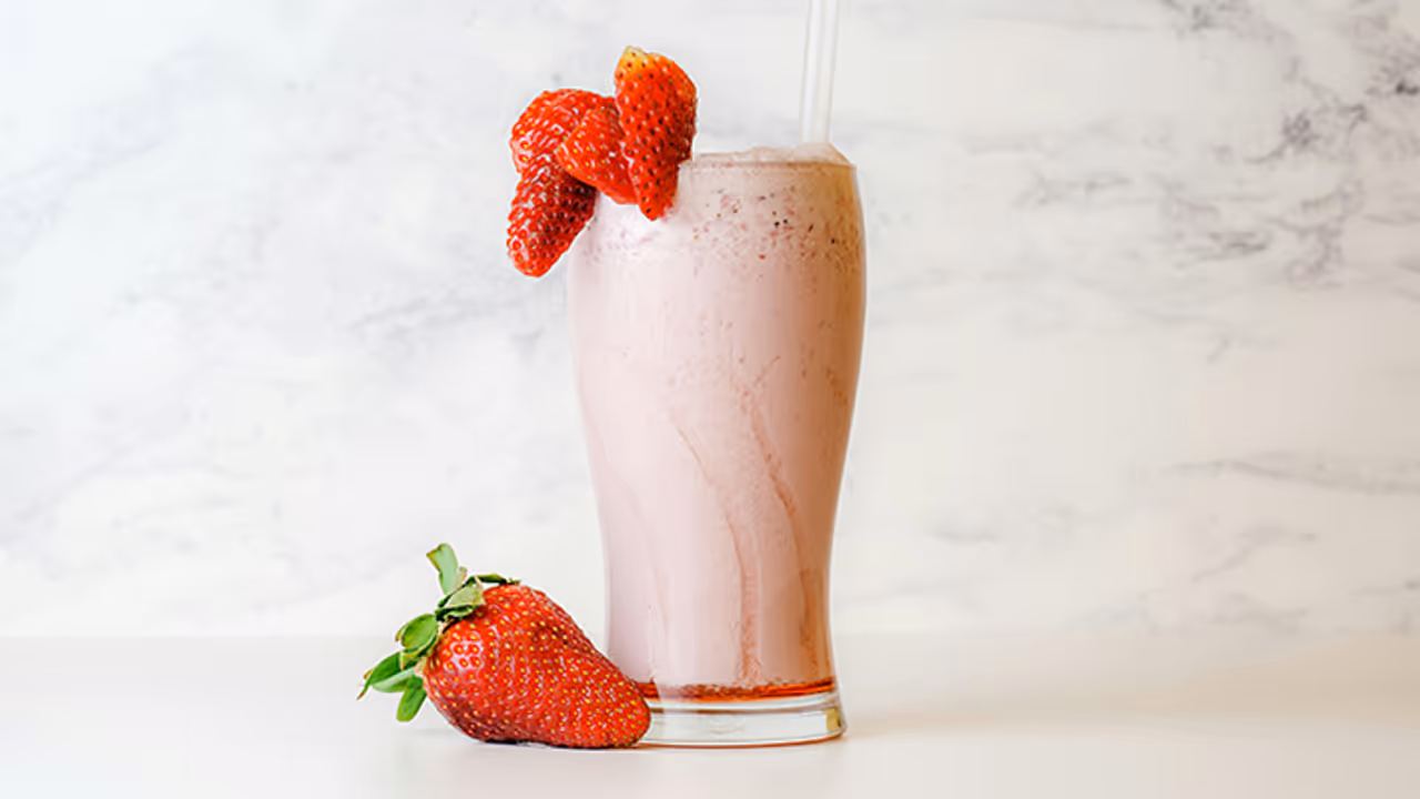 Strawberry Milkshake Strawberry Milkshake