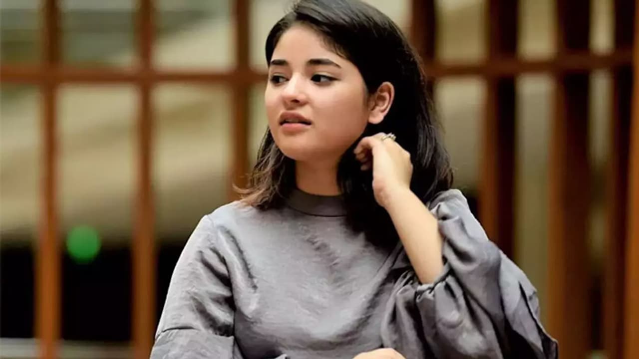 Zaira Wasim Father Passed Away Zaira Wasim Father Passed Away