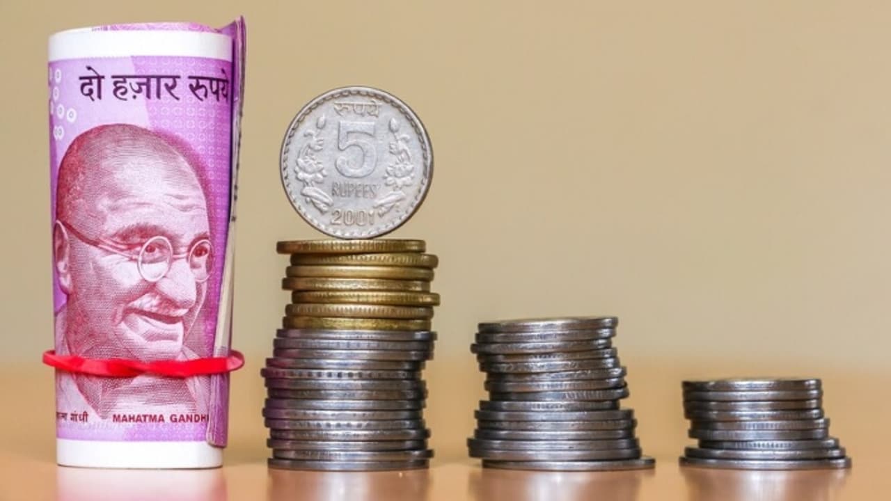 INDIAN CURRENCY INDIAN CURRENCY