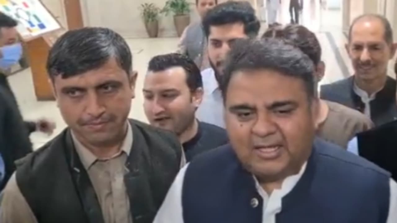 Fawad ChaudhryDS Fawad ChaudhryDS