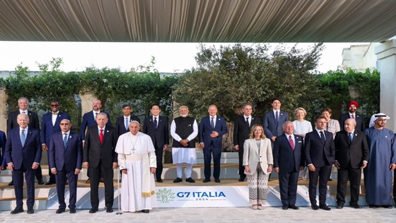 g7 modi center stage1 g7 modi center stage1