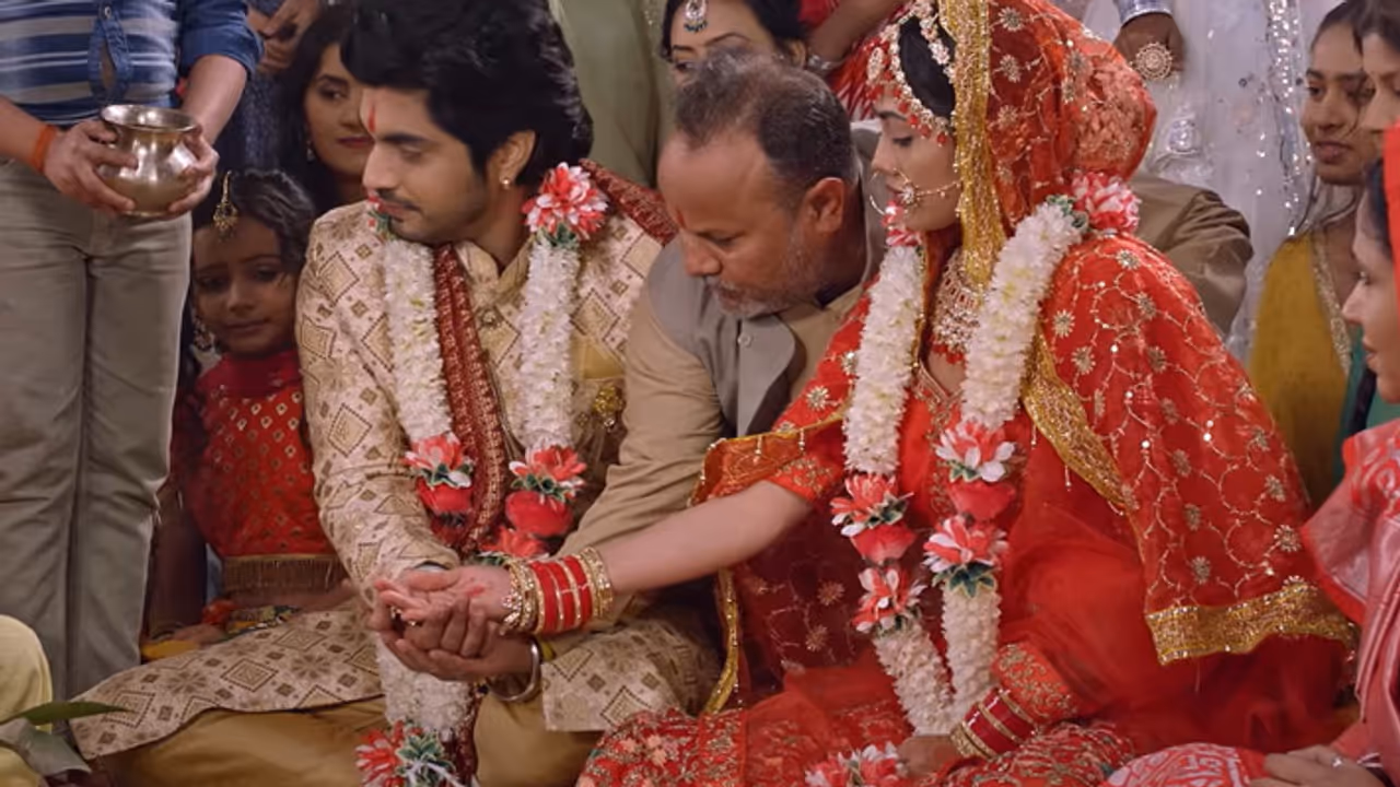 Ek Bahu Aisi Bhi Bhojpuri Movie Trailer