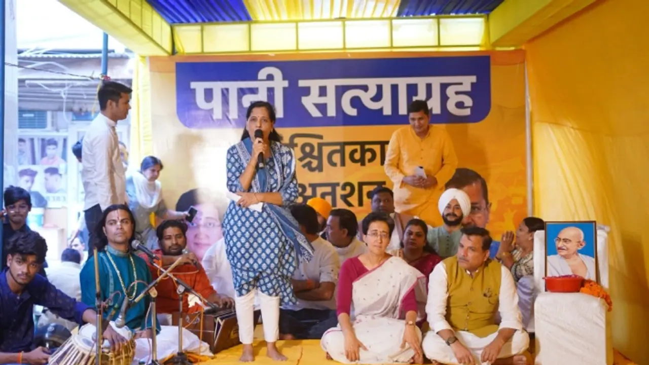 Arvind Kejriwal wife Arvind Kejriwal wife