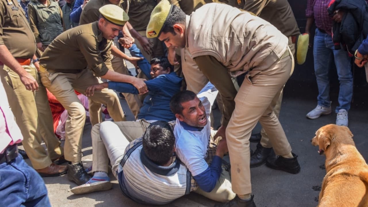 paper leak paper leak