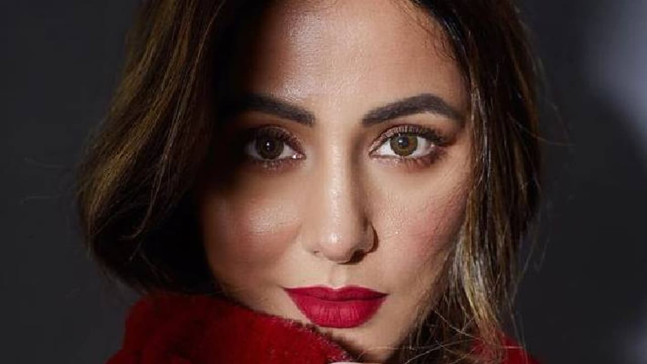 Hina Khan Diagnosed with 3 stage breast cancer