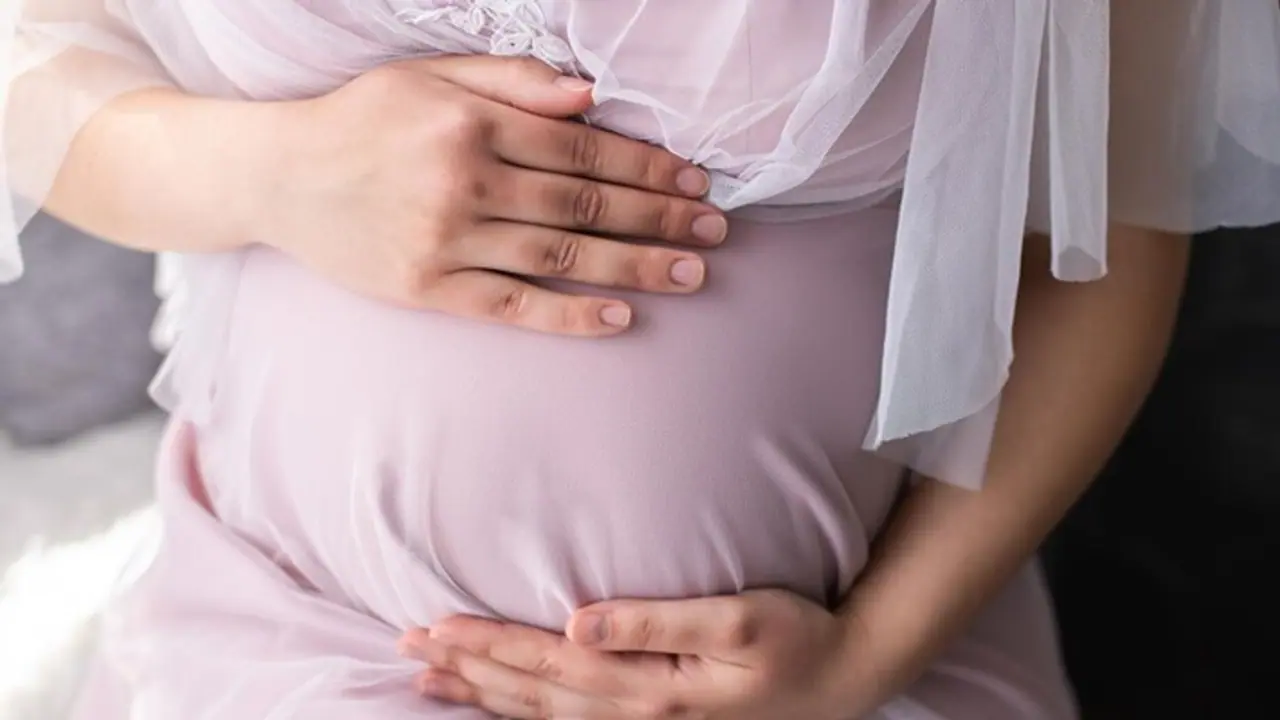 pregnant woman pregnant woman