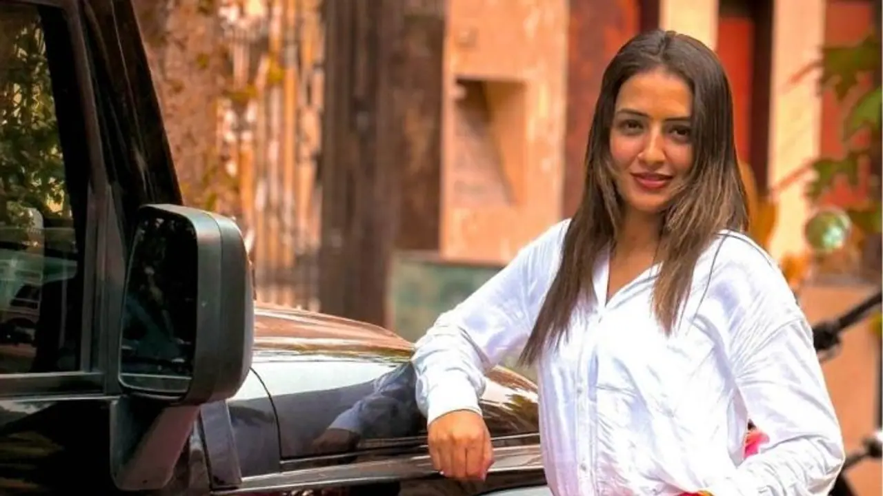 Chandrika Dixit Chandrika Dixit