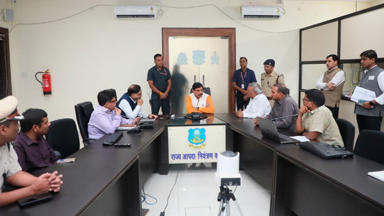 mohan yadav reviewed flood situation in MP mohan yadav reviewed flood situation in MP