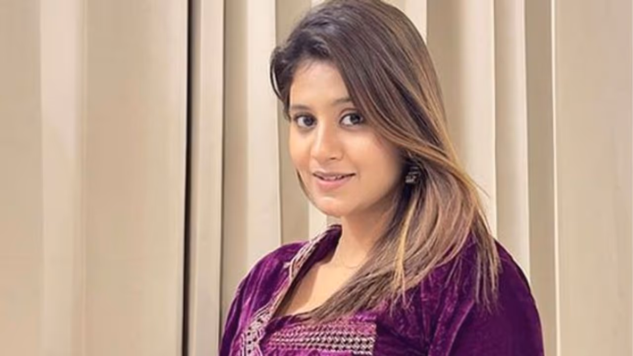 Anjali Arora Anjali Arora