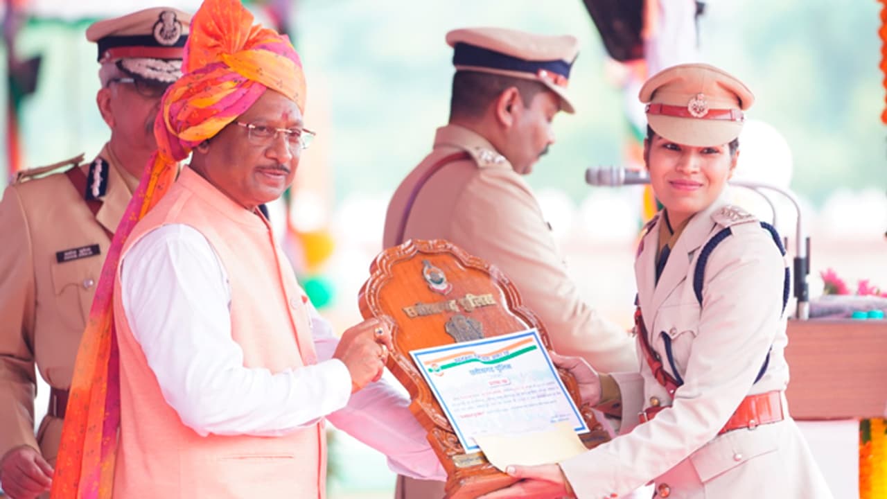 Vishnu Deo Sai honored police gallantry awards and President Police Medal Vishnu Deo Sai honored police gallantry awards and President Police Medal