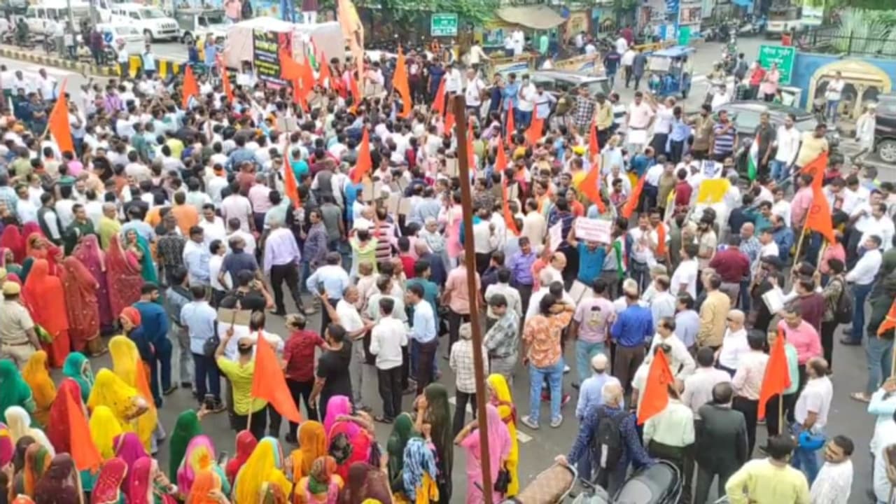 Hindus in Bangladesh Hindus in Bangladesh
