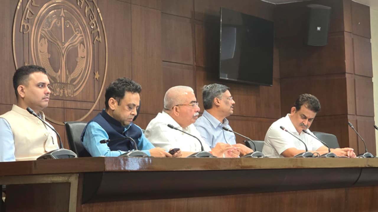 Yogi Adityanath government plans divisional level trade shows in uttar pradesh after success of UPITS 2024 Yogi Adityanath government plans divisional level trade shows in uttar pradesh after success of UPITS 2024