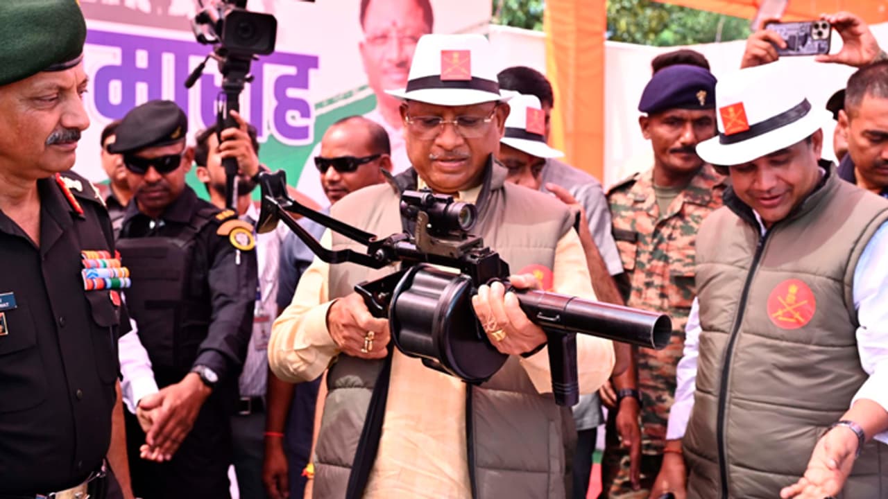 Vishnu Deo Sai inaugurated the grand armed military ceremony Vishnu Deo Sai inaugurated the grand armed military ceremony