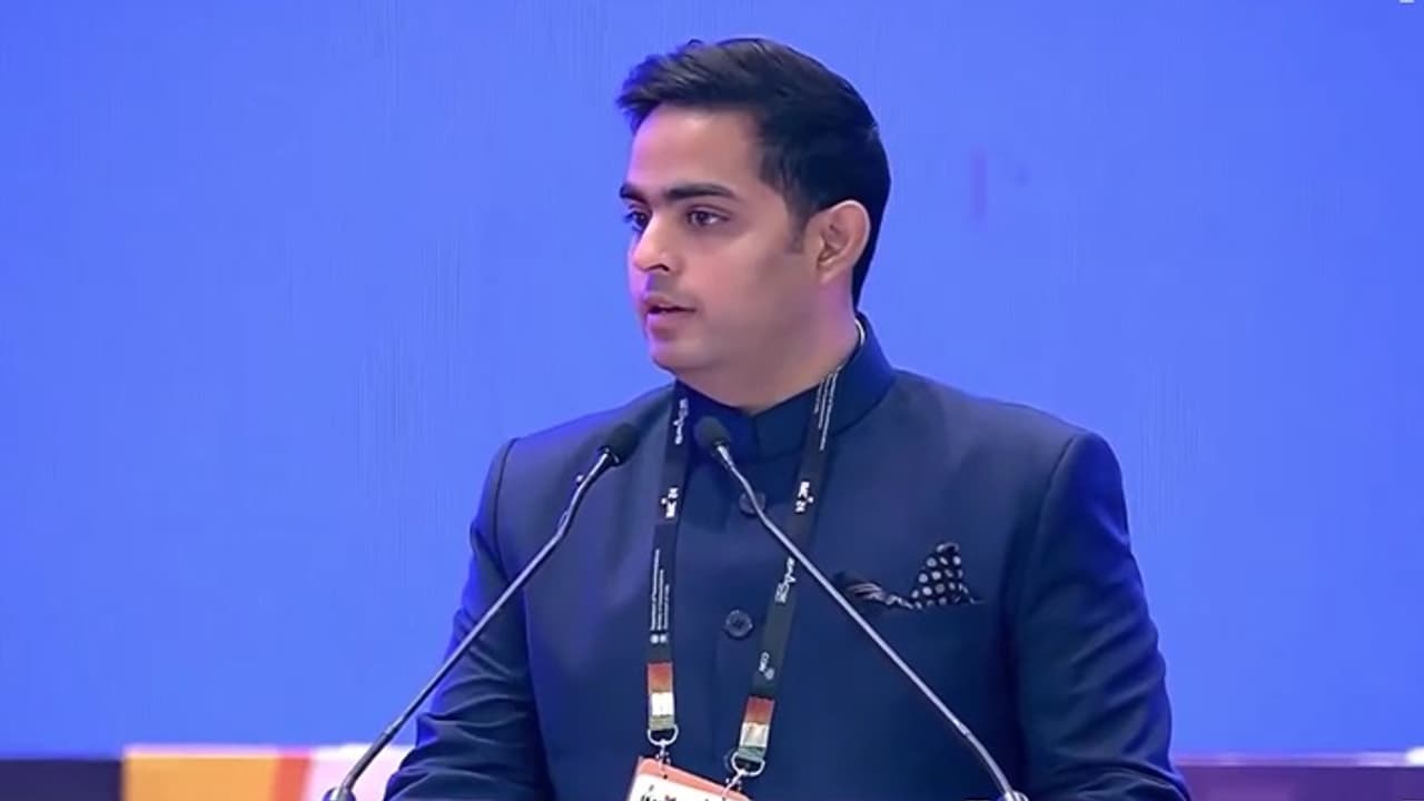Akash Ambani 