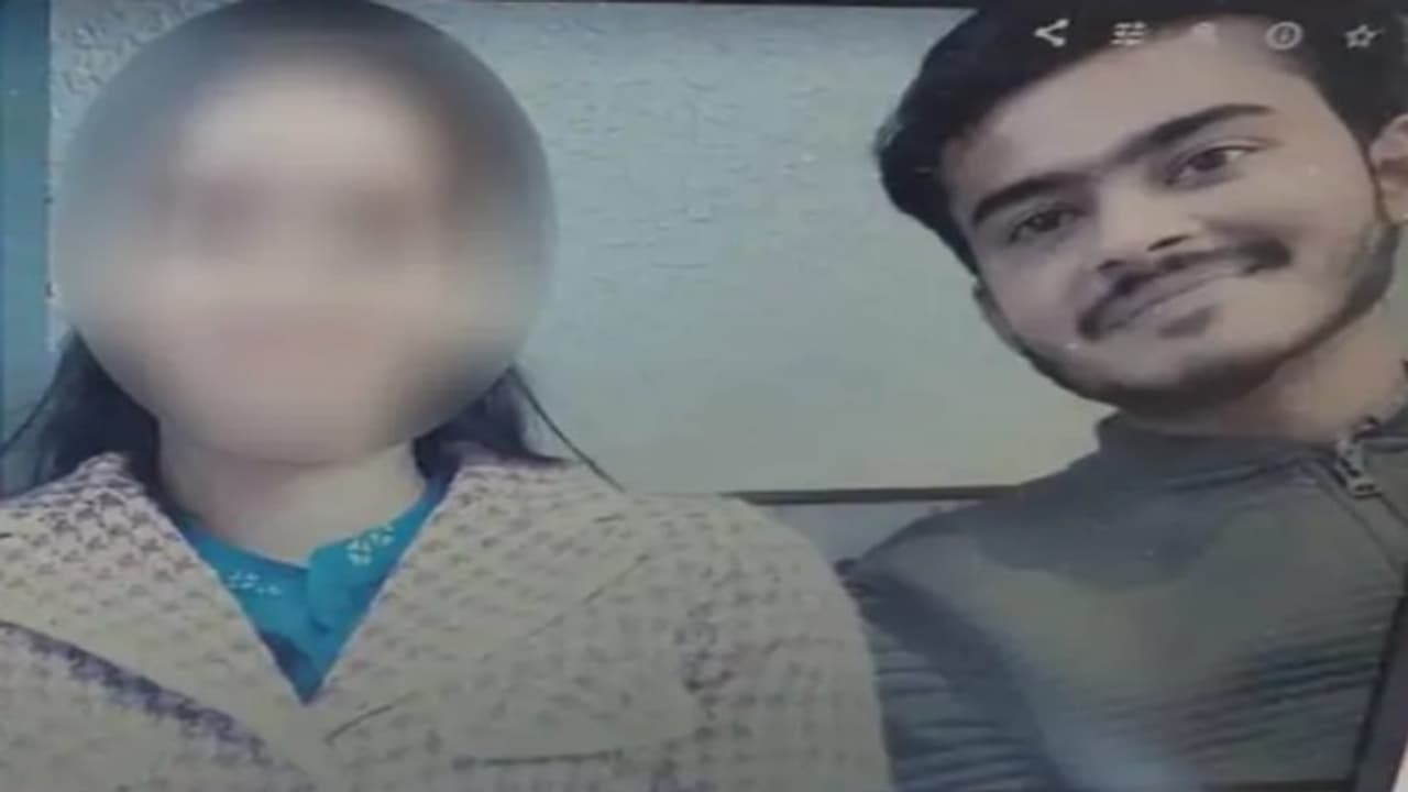 Madhya Pradesh loving couple