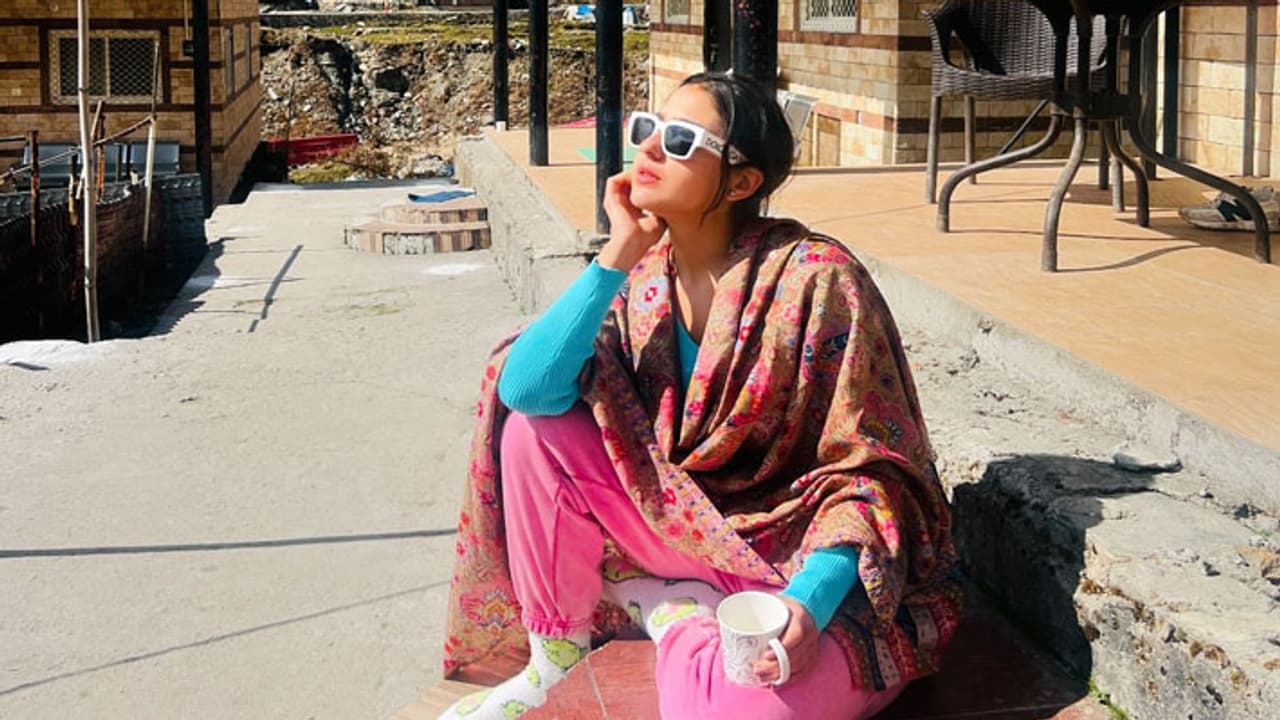 sara ali khan dating politician arjun pratap bajwa sara ali khan dating politician arjun pratap bajwa