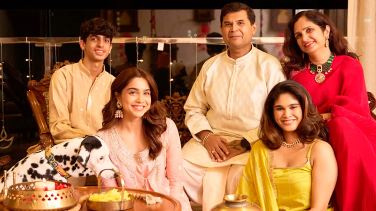 Sharvari Wagh celebrate diwali 2024 with her family Sharvari Wagh celebrate diwali 2024 with her family