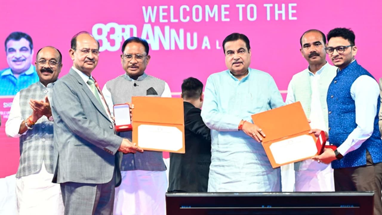 Nitin Gadkari at inauguration of 83rd annual convention of the Indian Road Congress in Raipur Nitin Gadkari at inauguration of 83rd annual convention of the Indian Road Congress in Raipur