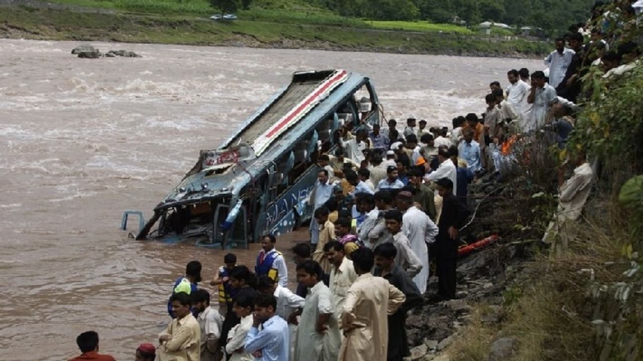 Pakistan Bus accident Pakistan Bus accident