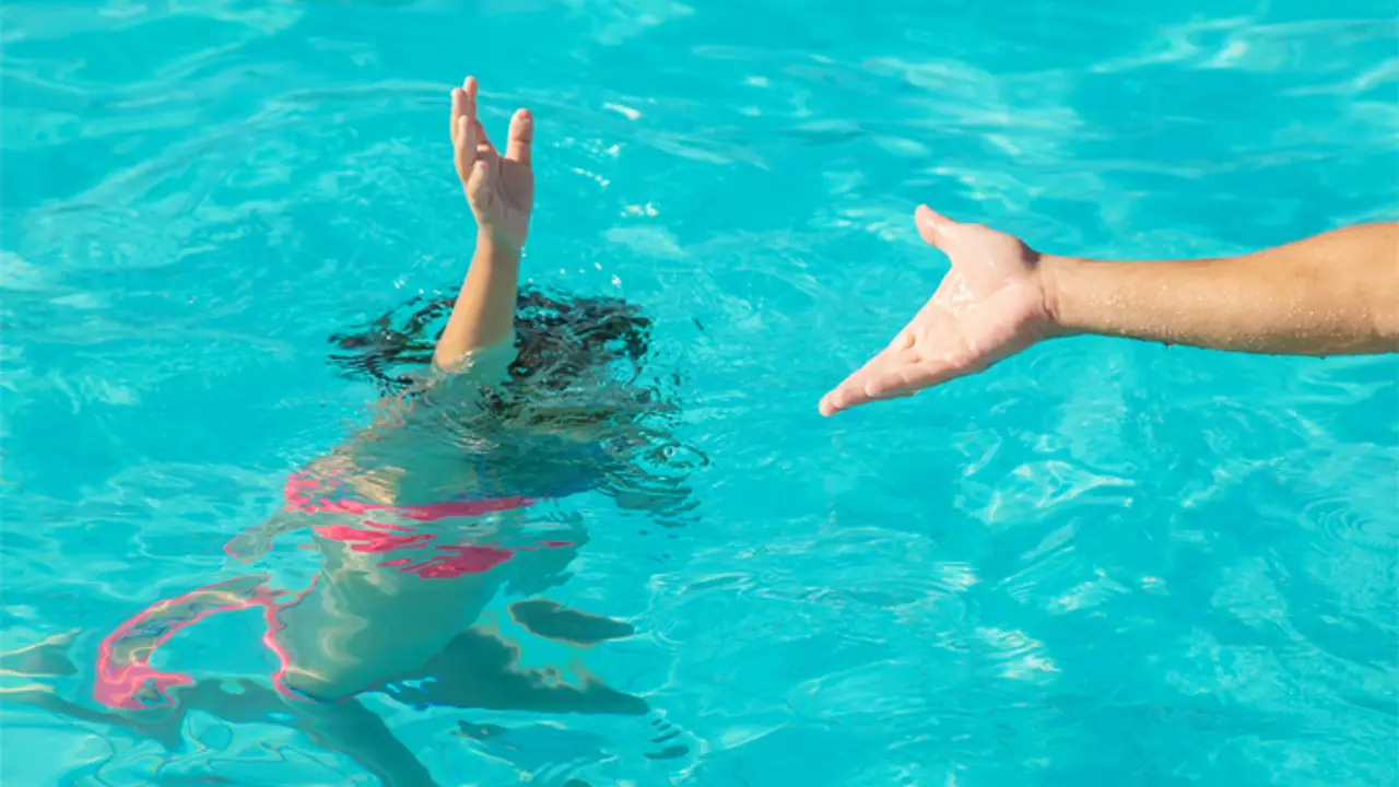 Girls drowning in mangaluru