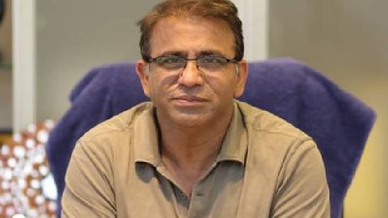 राघवेंद्र शौकीन राघवेंद्र शौकीन