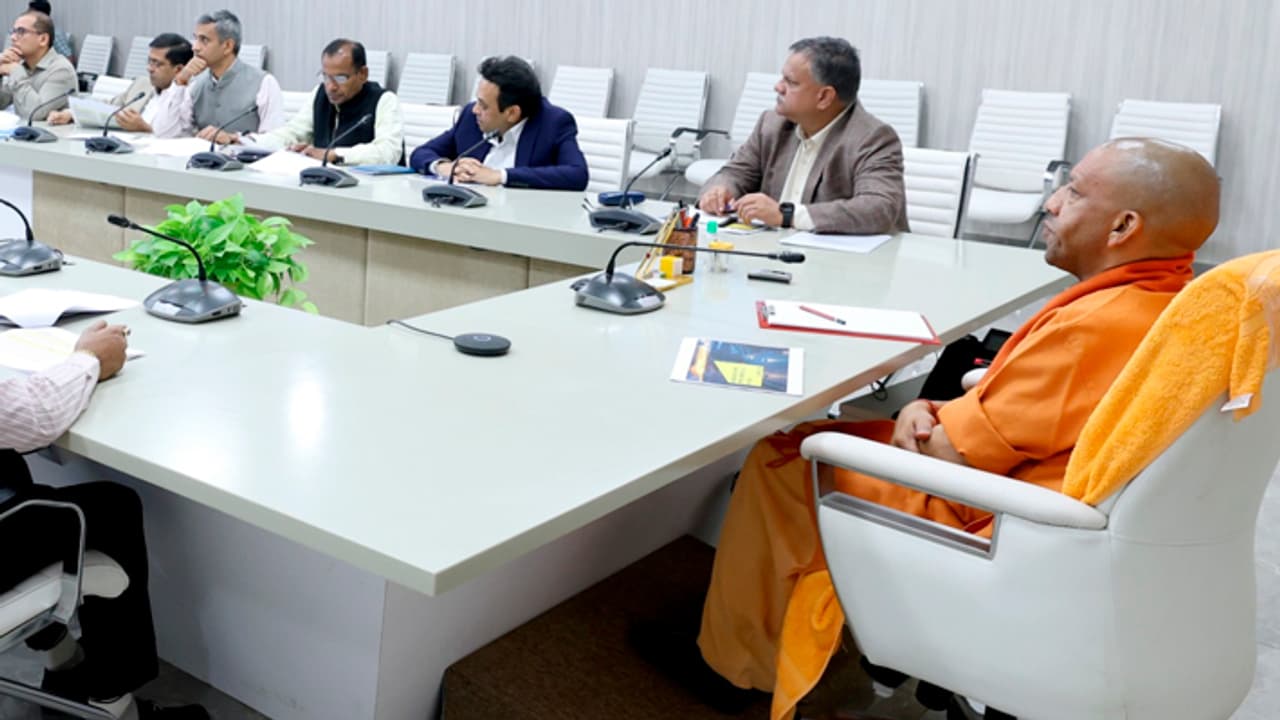 Yogi Adityanath directs officials to draft new PPP policy Yogi Adityanath directs officials to draft new PPP policy