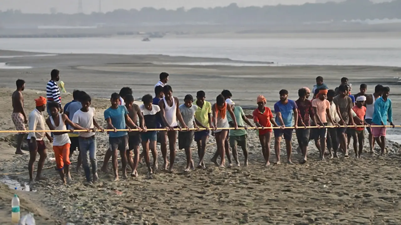 AI cameras to help reunite lost devotees at Prayagraj Mahakumbh 2024 AI cameras to help reunite lost devotees at Prayagraj Mahakumbh 2024