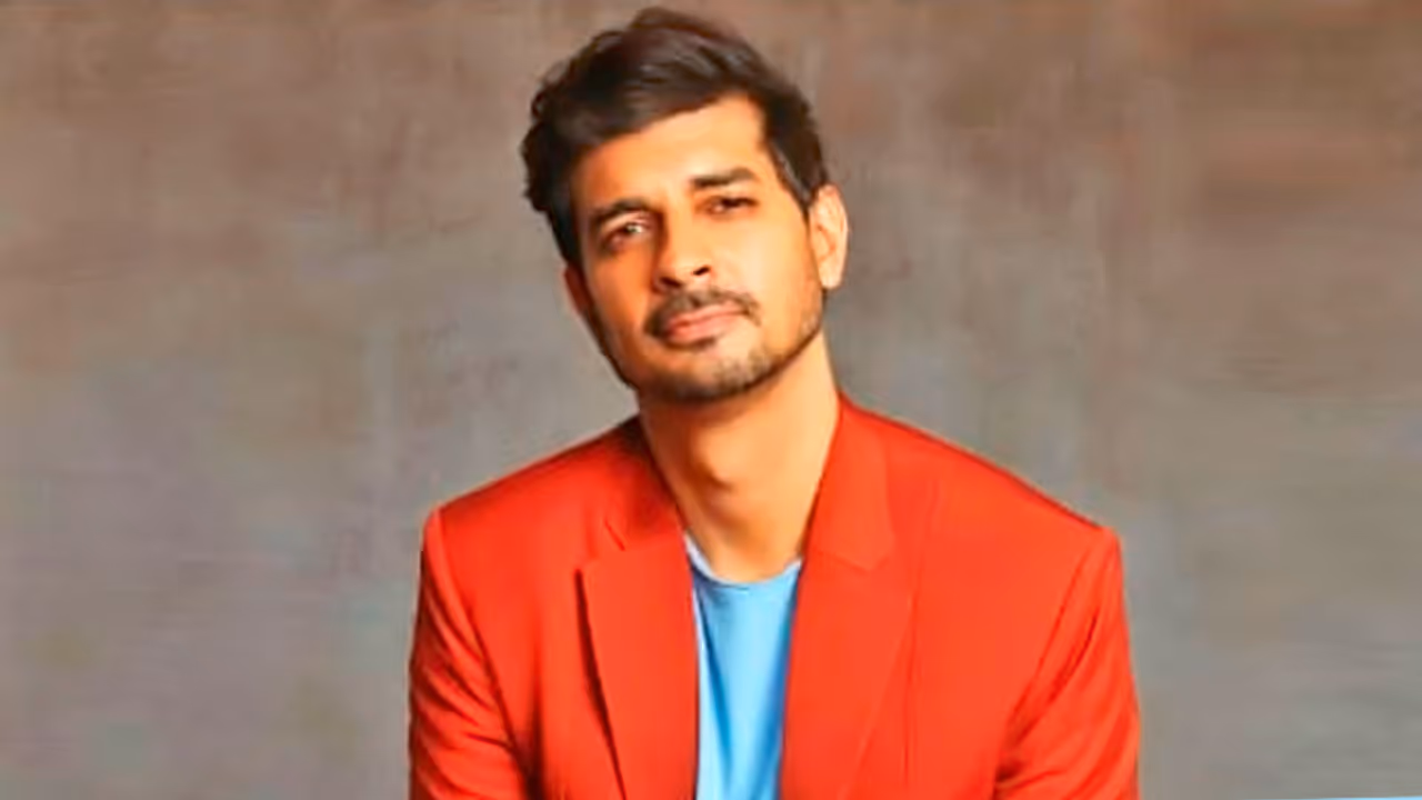 Tahir Raj Bhasin tribute to Shahrukh Khan