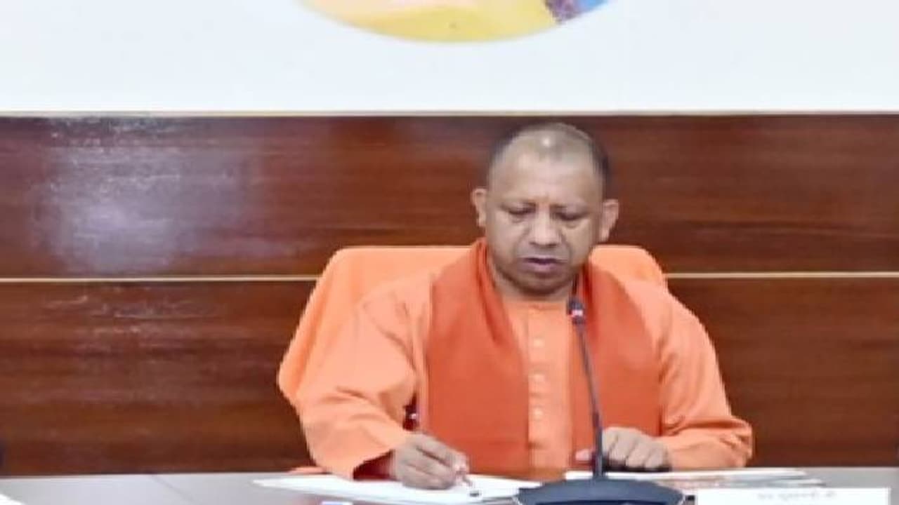 up cm yogi up cm yogi