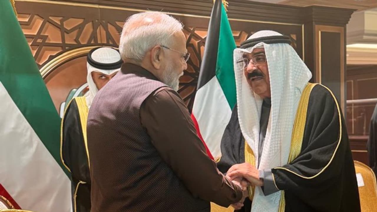 Narendra Modi meets Kuwait Emir Narendra Modi meets Kuwait Emir