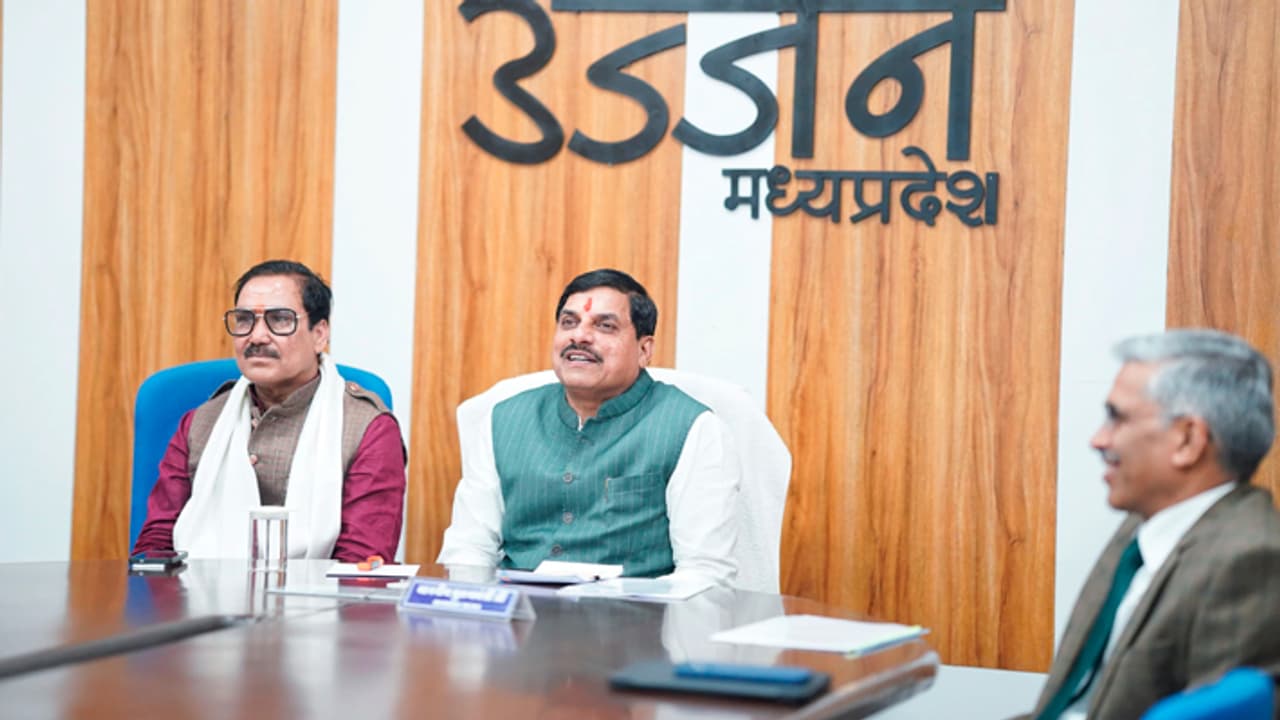 Mohan Yadav addressed the National Seminar on Astronomy and Indian Knowledge Tradition virtually Mohan Yadav addressed the National Seminar on Astronomy and Indian Knowledge Tradition virtually