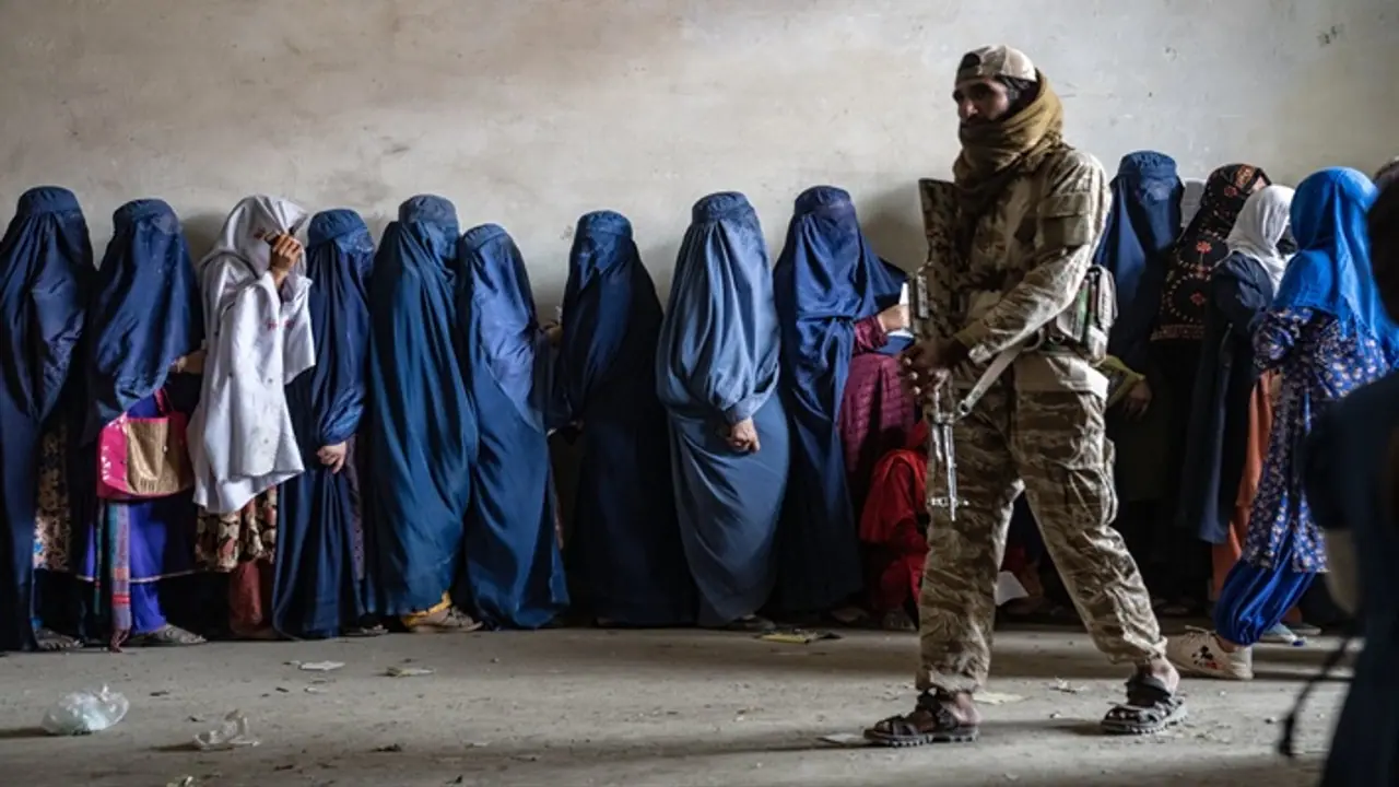 Afghan women Afghan women