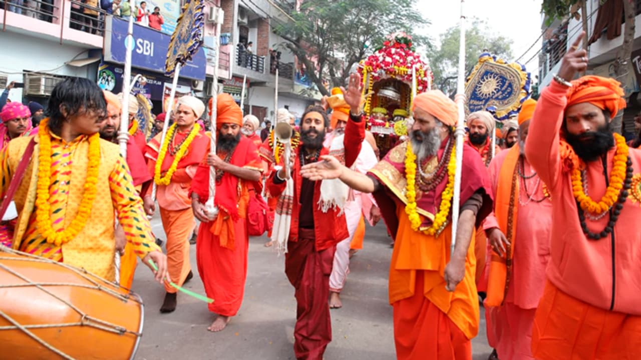Panchayati Niranjani Akhada grand entry into Prayagraj Mahakumbh 2025 camp