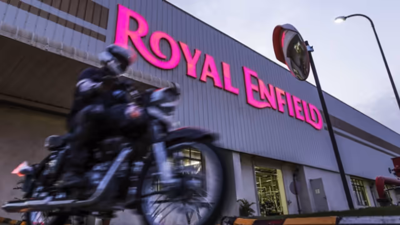 Royal Enfield, Royal Enfield Continental GT 750, Royal Enfield Continental GT 750 Safety, Royal Enfield Continental GT 750 Launch Royal Enfield, Royal Enfield Continental GT 750, Royal Enfield Continental GT 750 Safety, Royal Enfield Continental GT 750 Launch