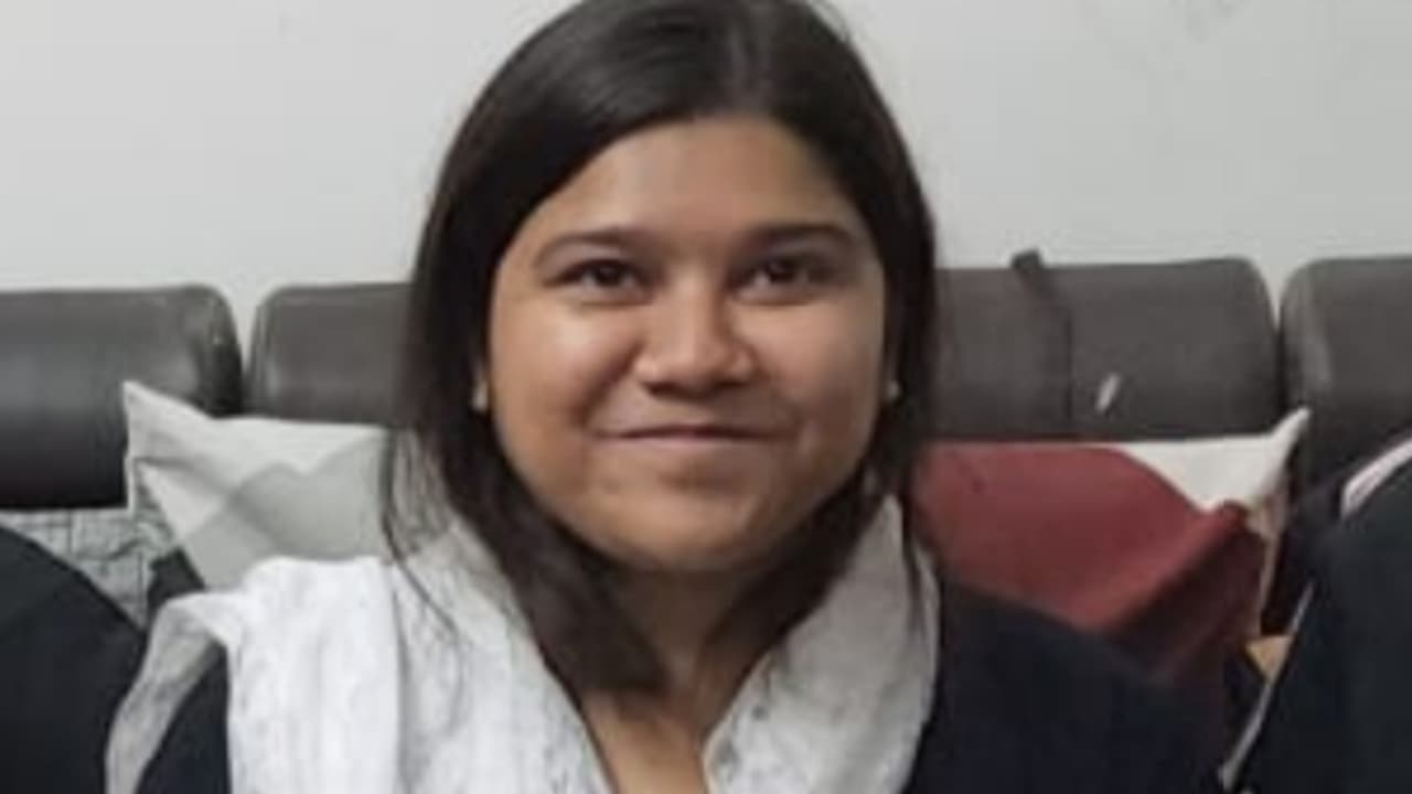 Ayesha Ansari MPPSC Success Story Ayesha Ansari MPPSC Success Story