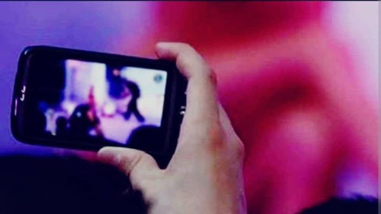 bhadohi crime dost ki patni se rape blackmail friend Arrested bhadohi crime dost ki patni se rape blackmail friend Arrested