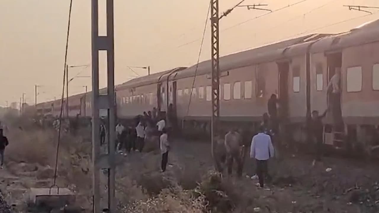 Pushpak Express Accident News
