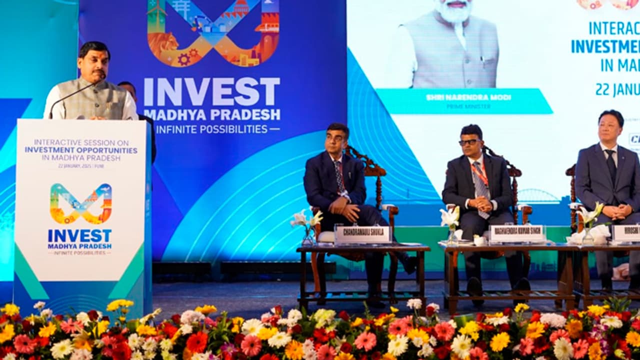 Mohan Yadav in Pune address interaction with investors invited for GIS Mohan Yadav in Pune address interaction with investors invited for GIS