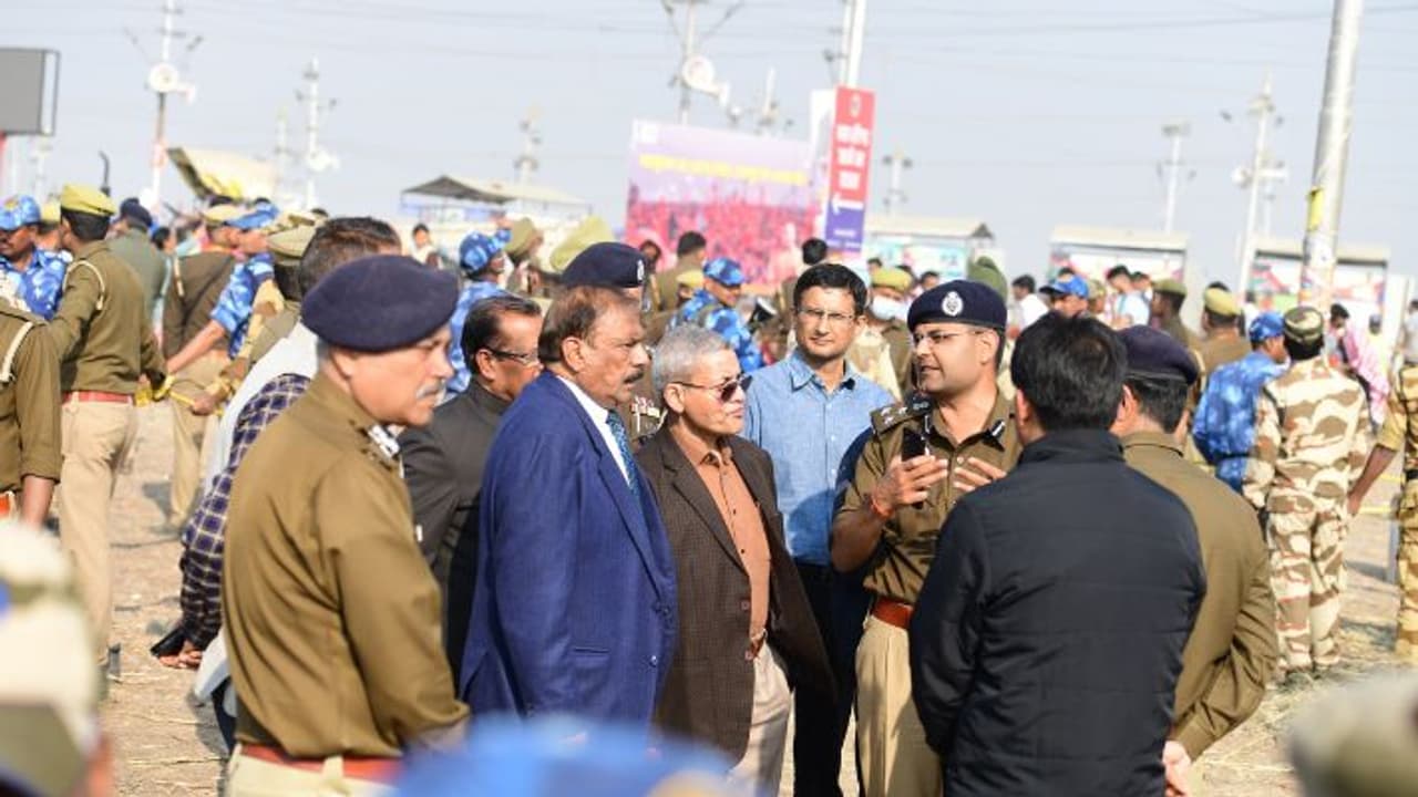Officer in Mahakumbh Officer in Mahakumbh