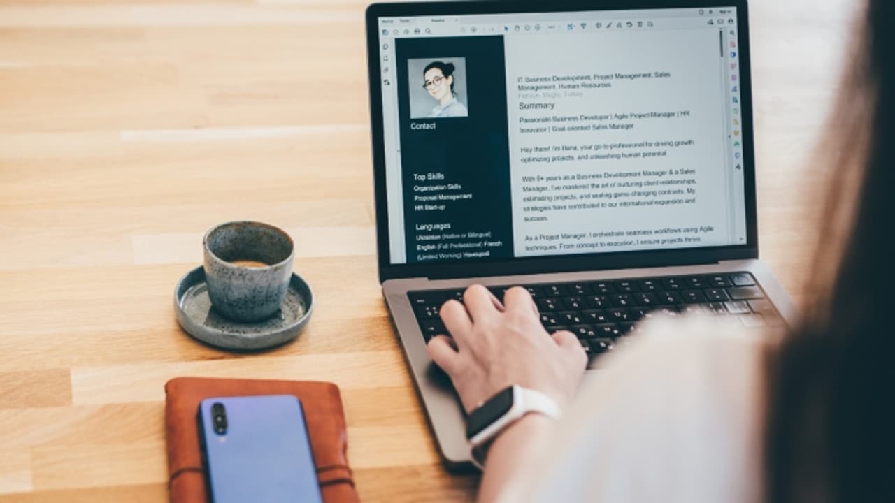 Pakistani womans interview experience viral post