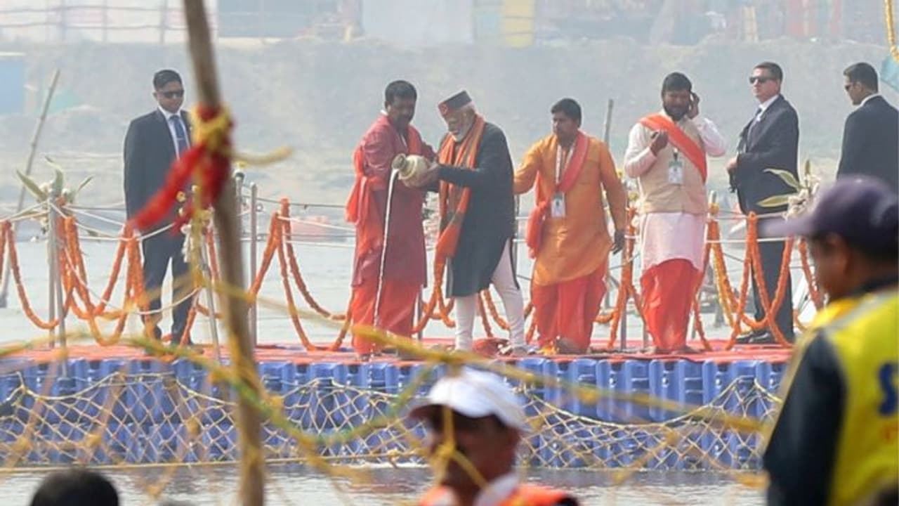 PM Modi Mahakumbh