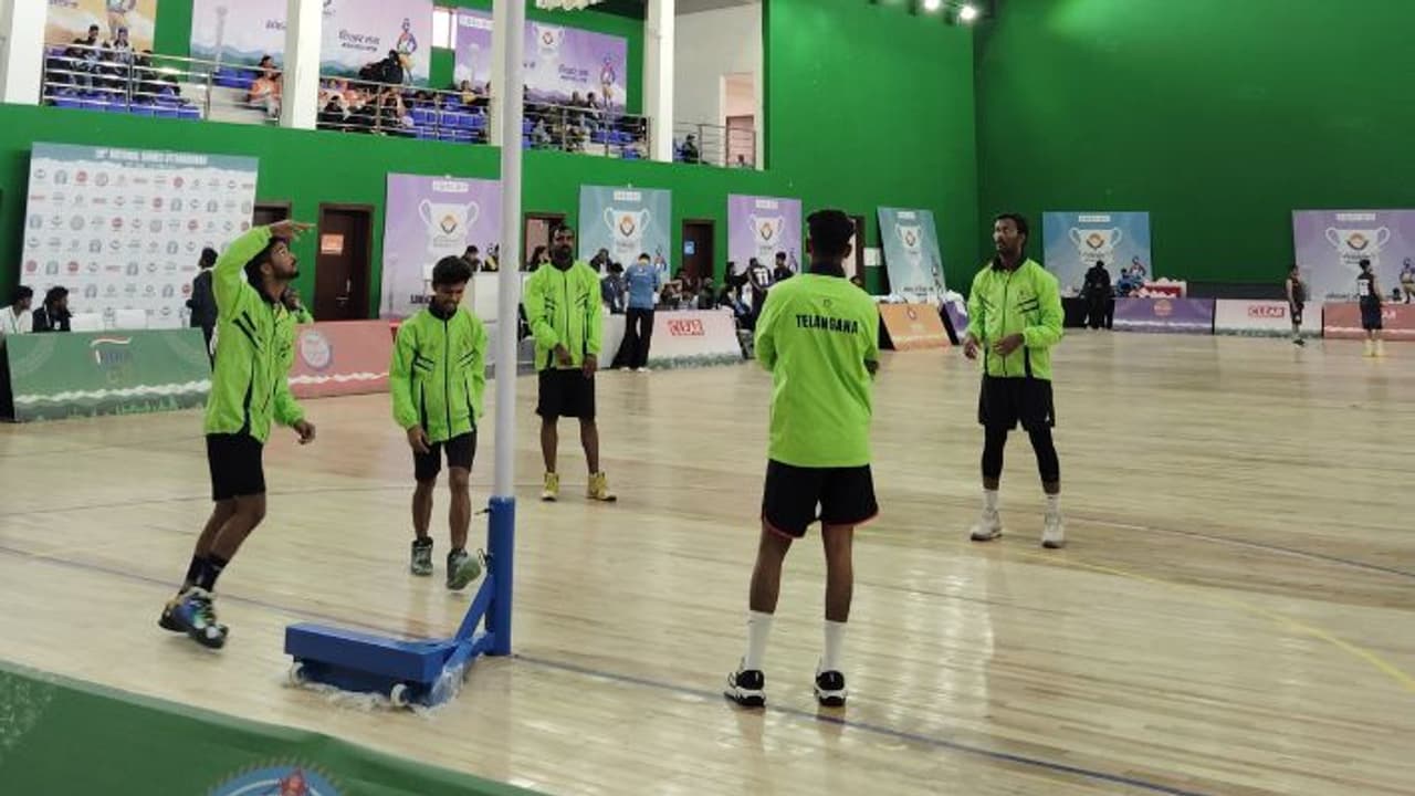 Netball players Netball players