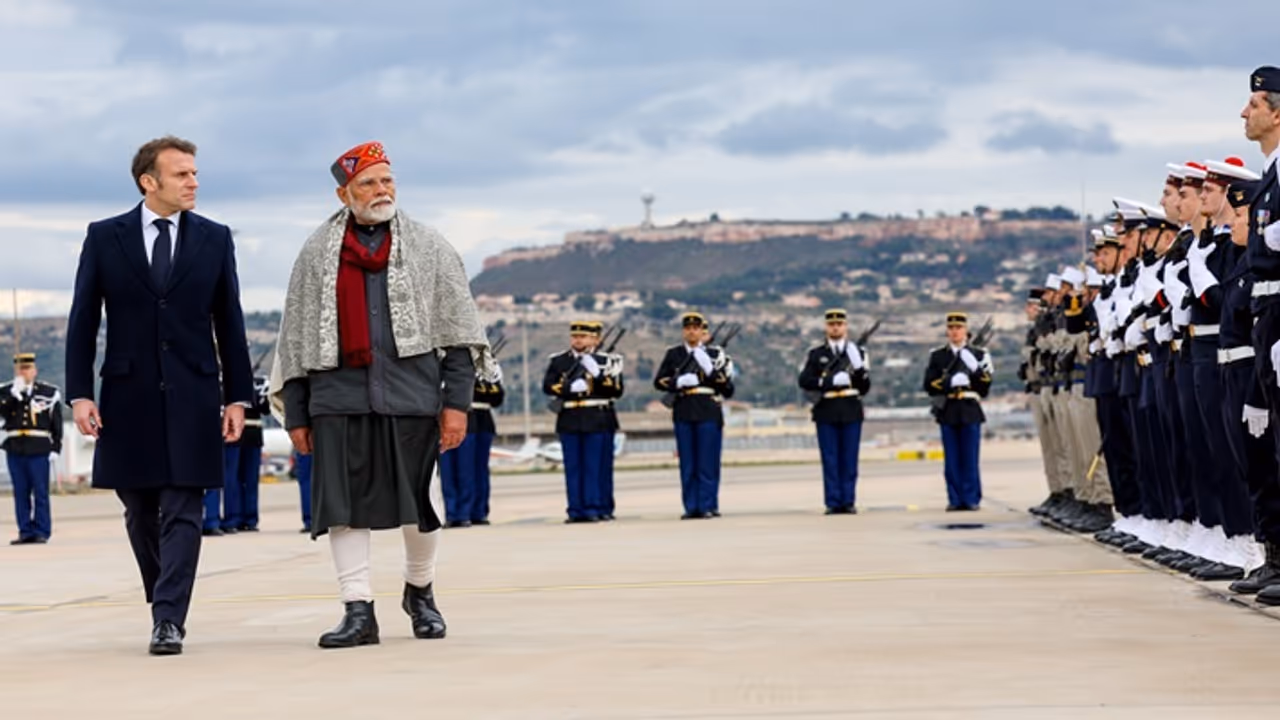 Narendra Modi With Emmanuel Macron