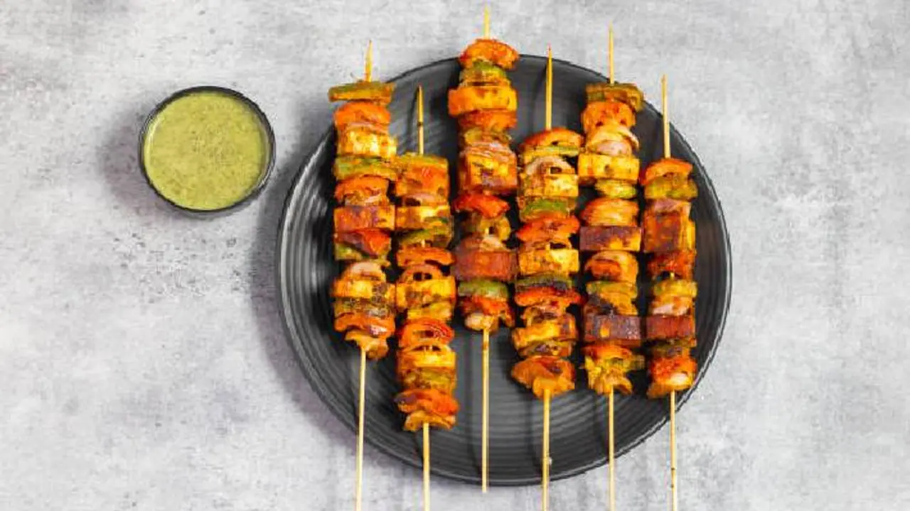 Make raw banana kabab at home