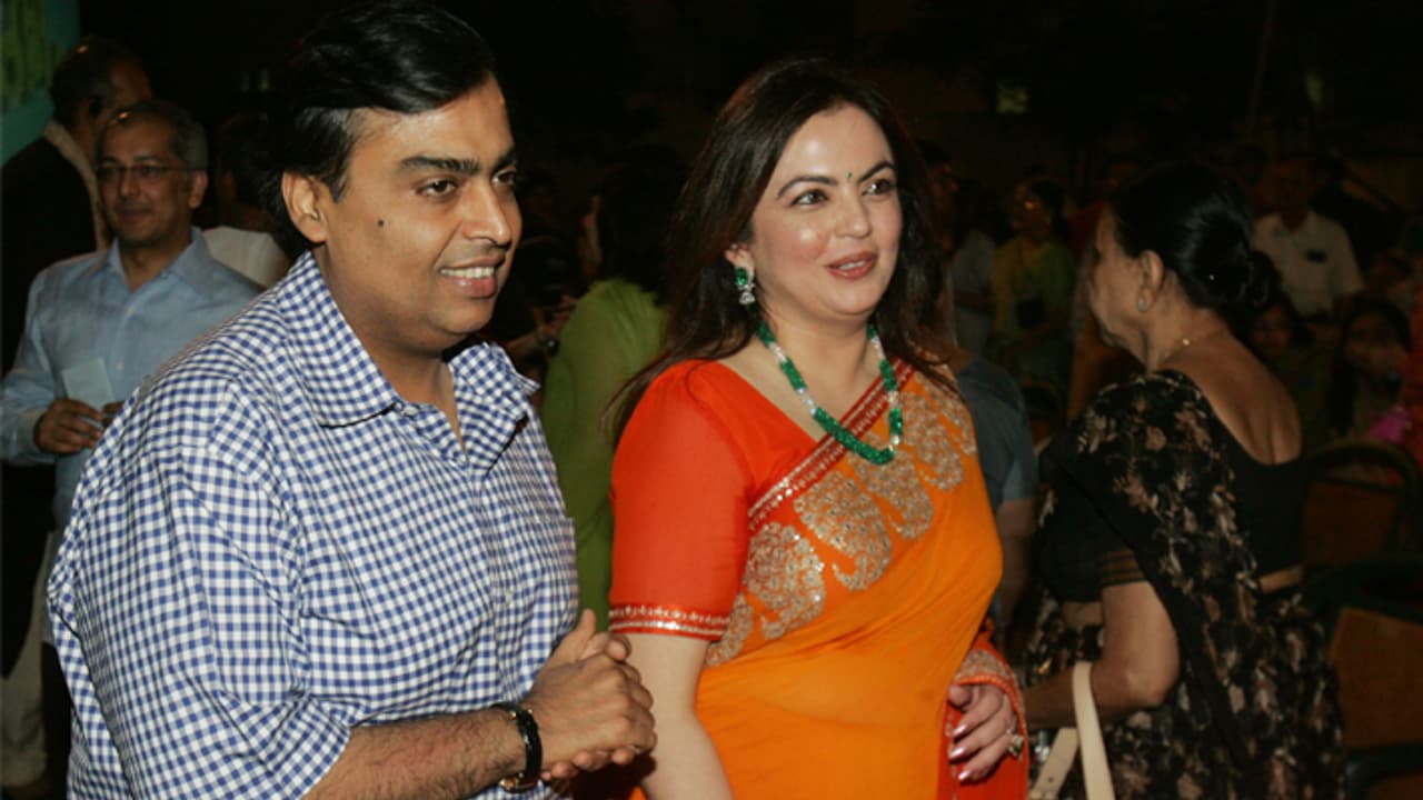 Mukesh Nita Ambani Wedding Anniversary