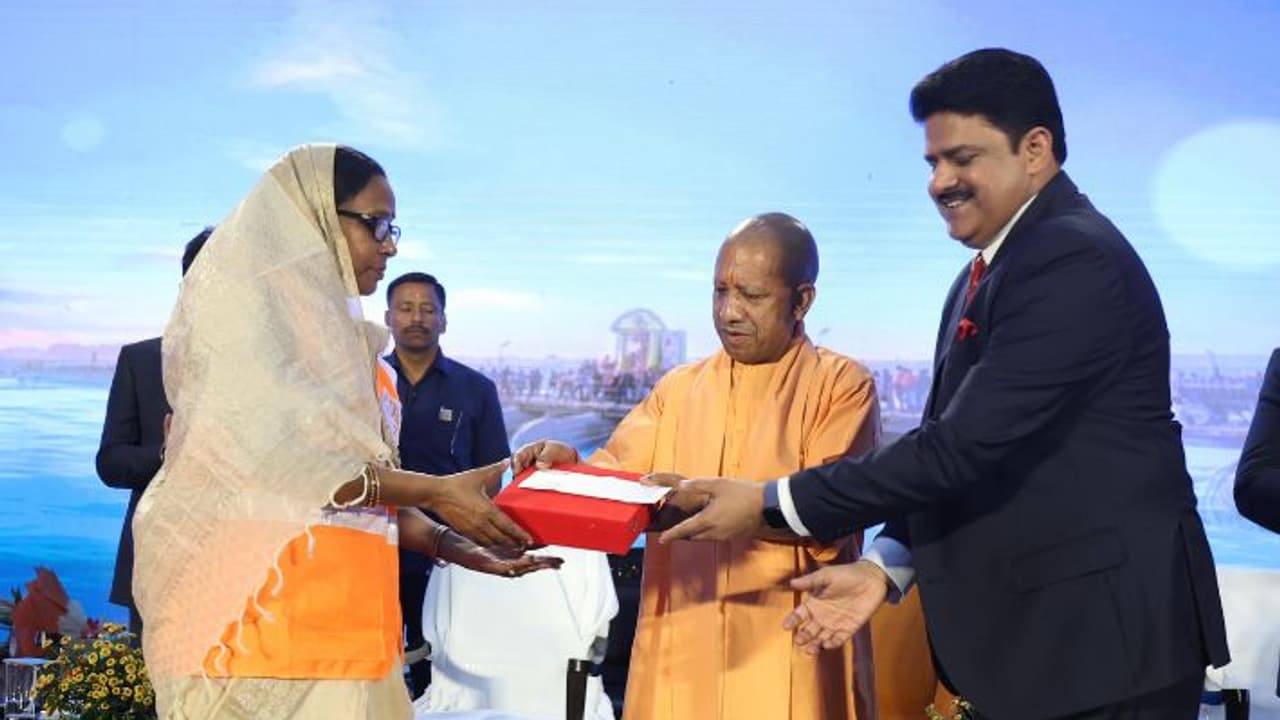 Yogi honoured the sanitation workers