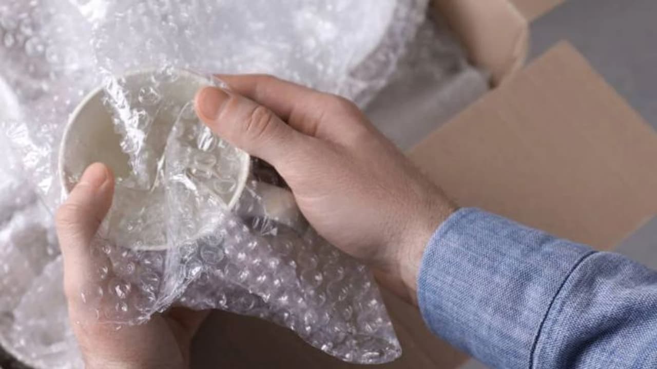 Creative ways to reuse bubble wrap