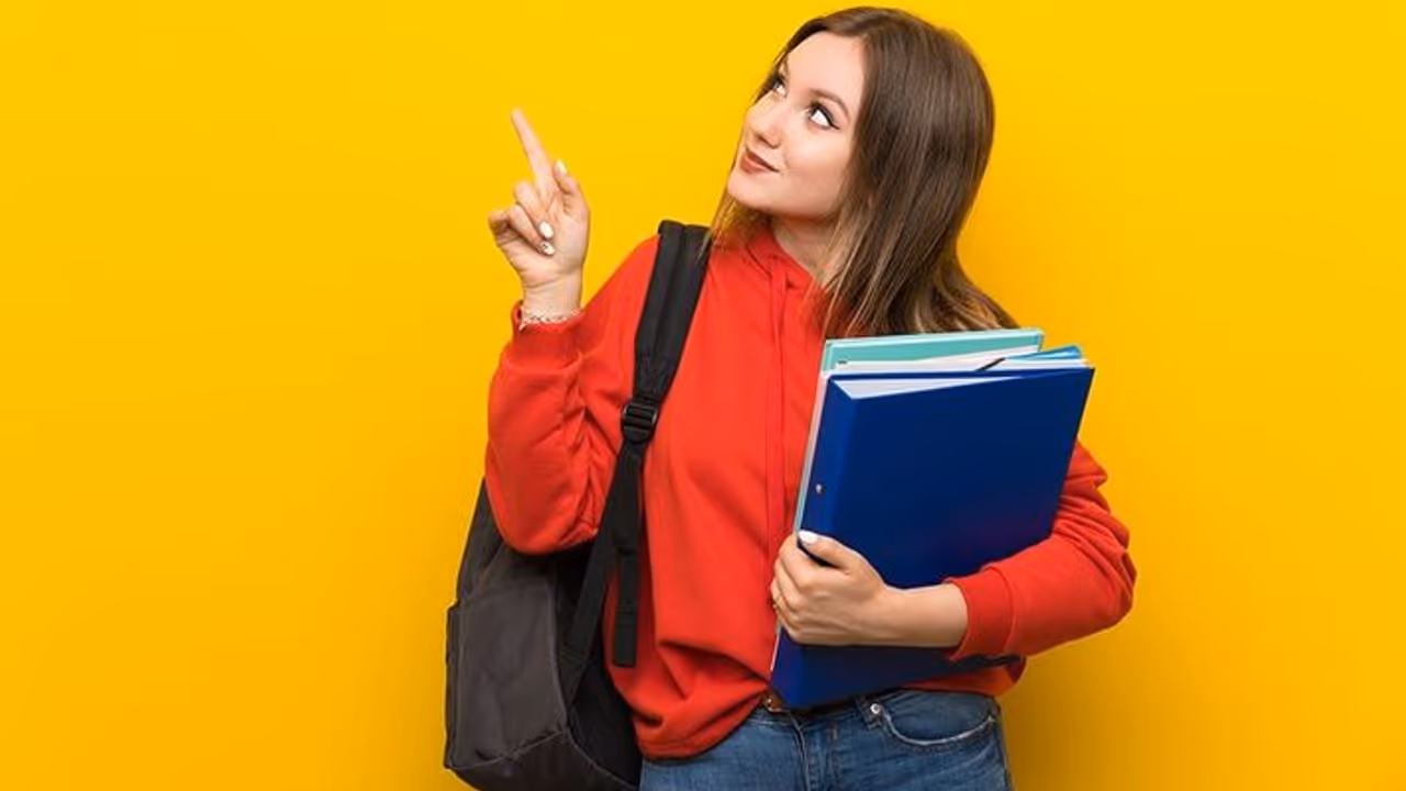 10 Hindi idioms and Advanced English Phrases Must Know 10 Hindi idioms and Advanced English Phrases Must Know