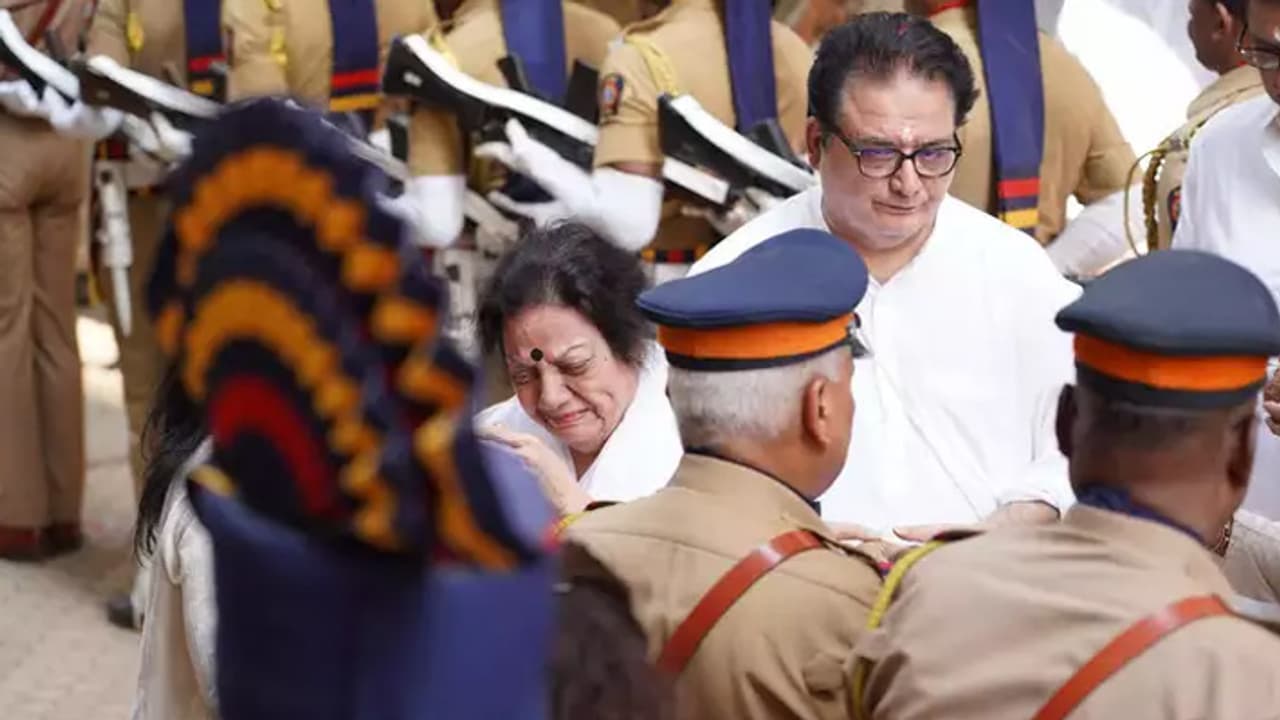 Manoj Kumar Wife Shashi Goswami