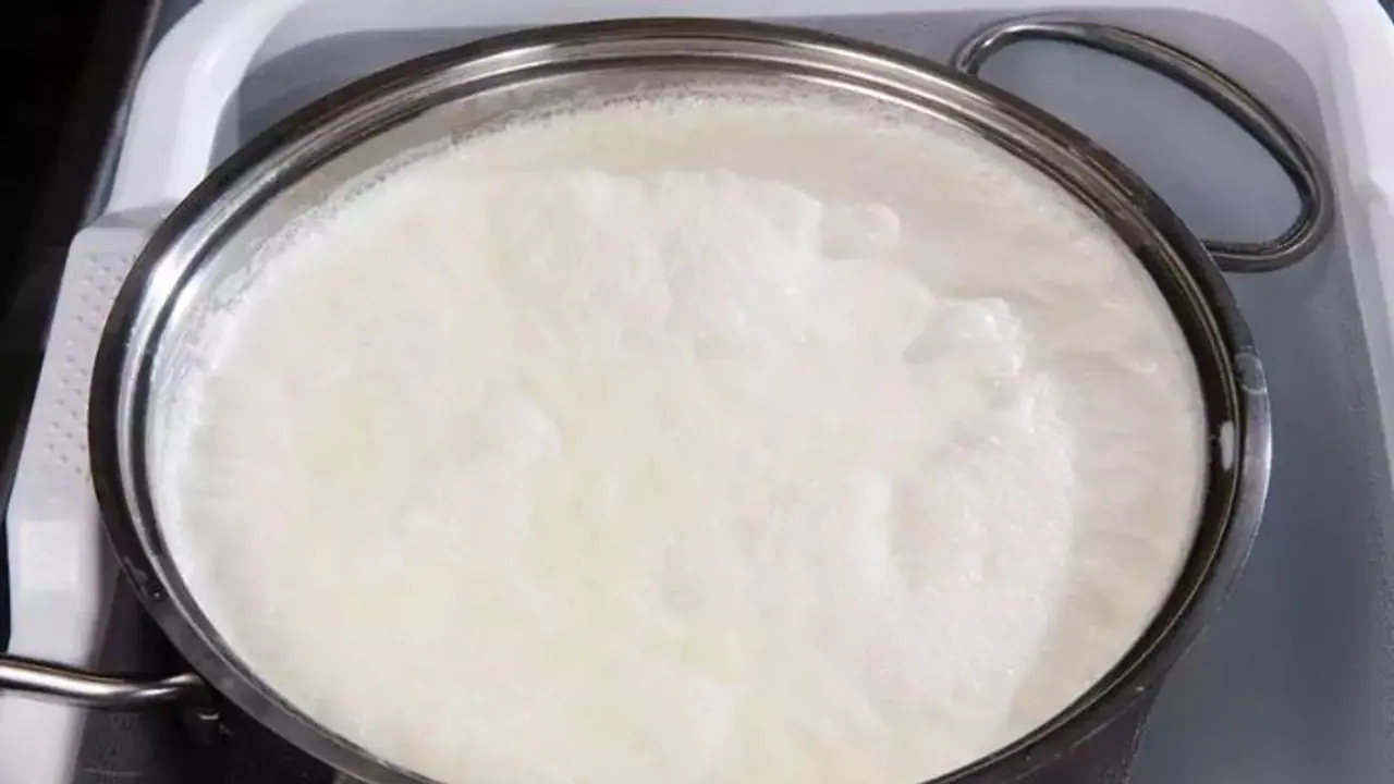 how to prevent milk from curdling in summer